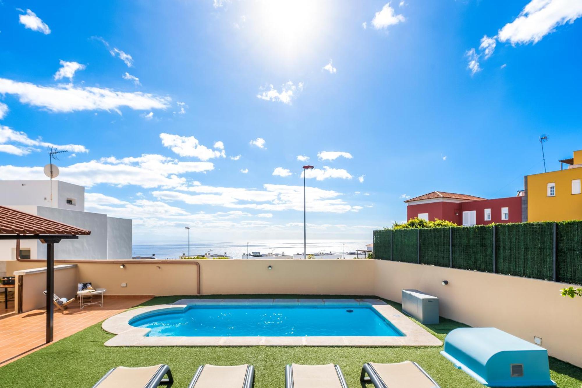 Villa Trueno Refugio De Lujo Con Piscina Climatizada Y Vistas Candelaria Luaran gambar