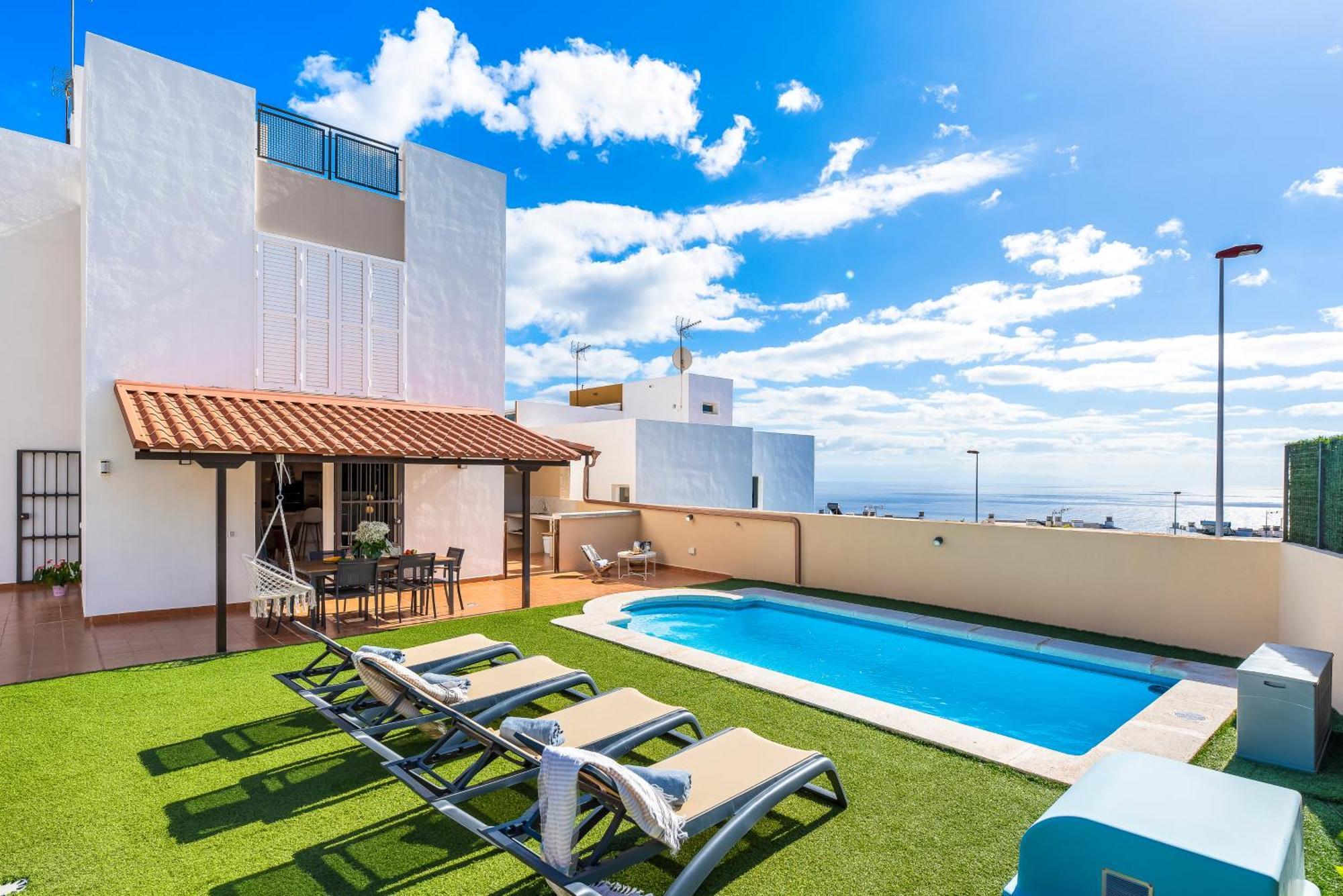 Villa Trueno Refugio De Lujo Con Piscina Climatizada Y Vistas Candelaria Luaran gambar