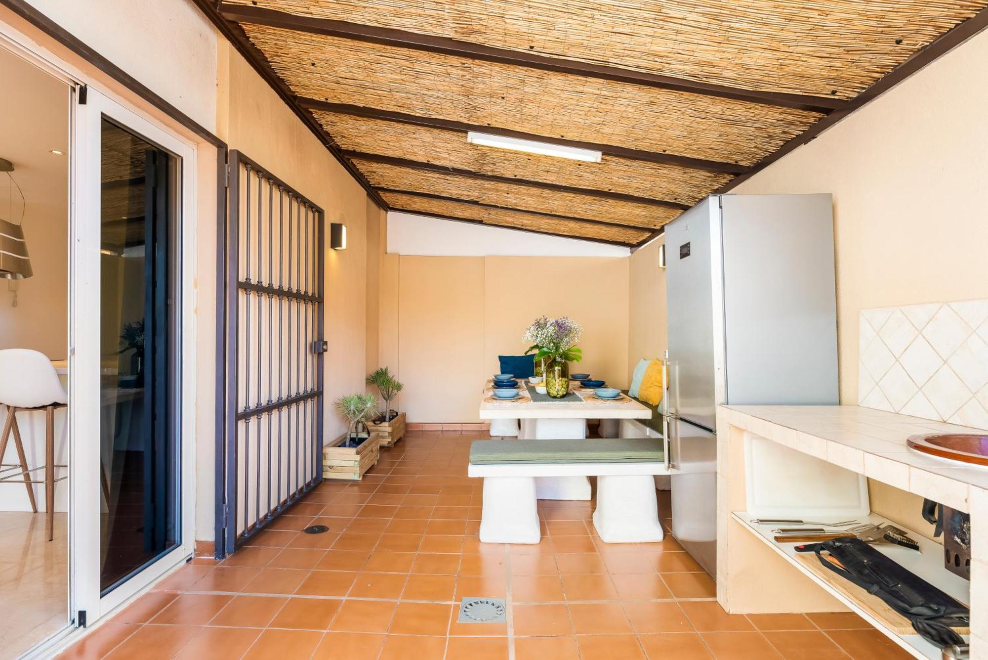 Villa Trueno Refugio De Lujo Con Piscina Climatizada Y Vistas Candelaria Luaran gambar